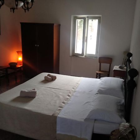 La Casa Di Augusto Hotel Bomarzo Kültér fotó