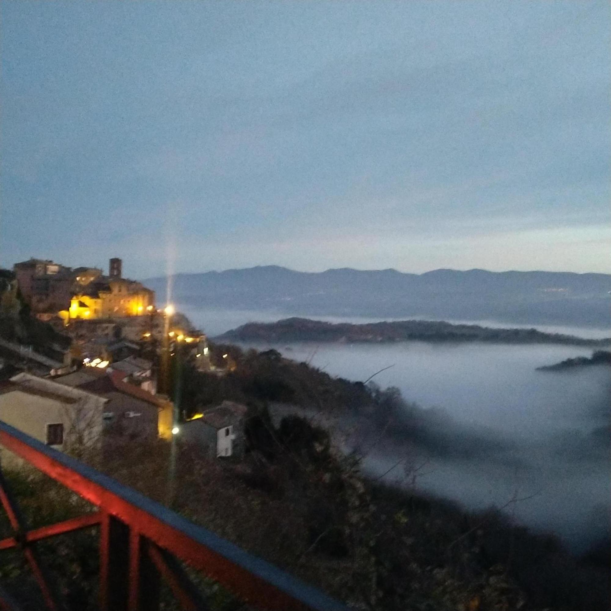 La Casa Di Augusto Hotel Bomarzo Kültér fotó